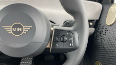 MINI Cooper 135kW E Exclusive [Level 2] 41kWh 3dr Auto Electric Hatchback